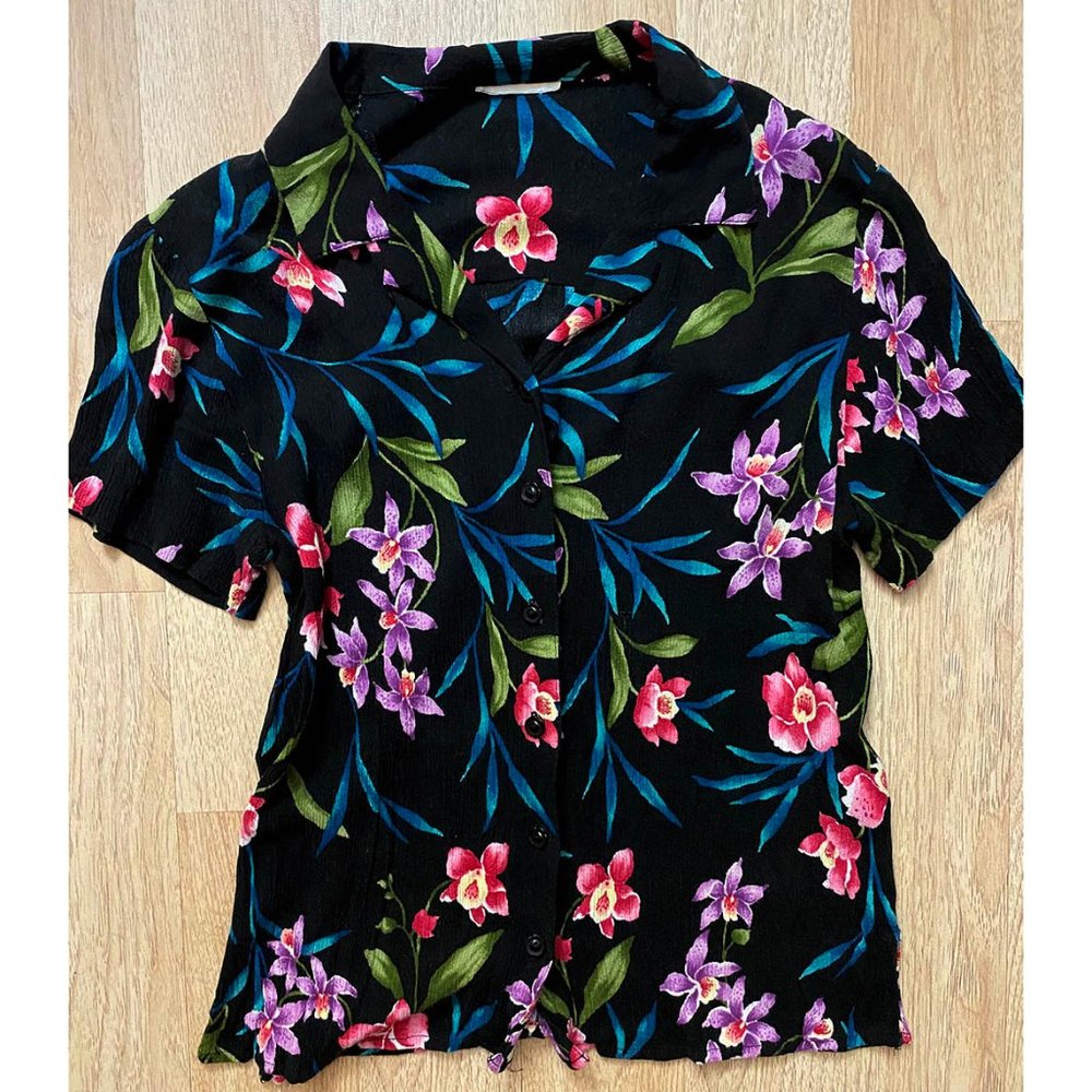 Lovely Black Tropical Button Down Shirt Very Soft